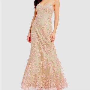 NWT WINDSOR Embroidered Lace Trumpet MAXI Dress 7